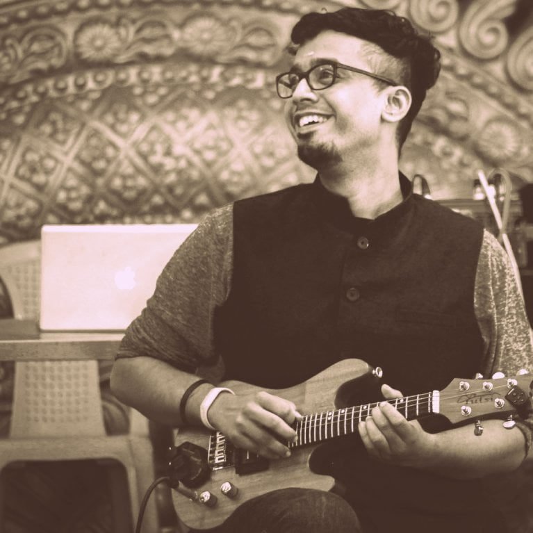 Sachidanand: Carnatic Guitar and Mandolin Artist and Tutor